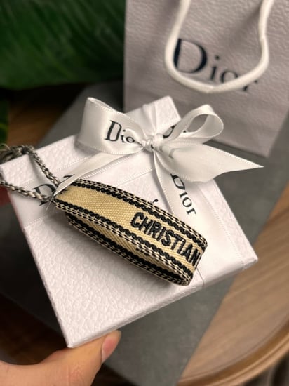 اسوارة ديور