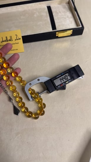سبحه كهرمان حر حشرات طبيعية