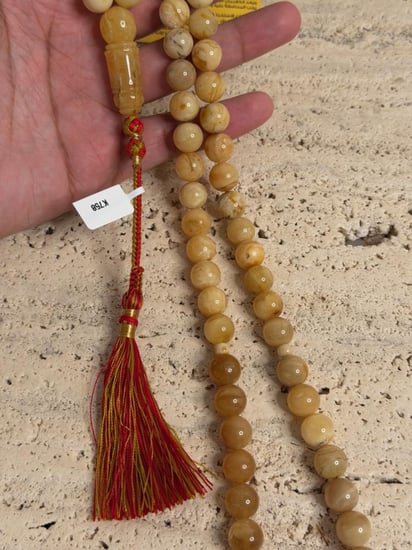 سبحه كهرمان حر شوائب طبيعية مع شكة تفاصل يدوي