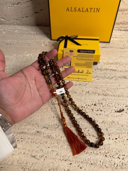 سبحه كهرمان حر شوائب طبيعية مع شكة  تفصال يدوي