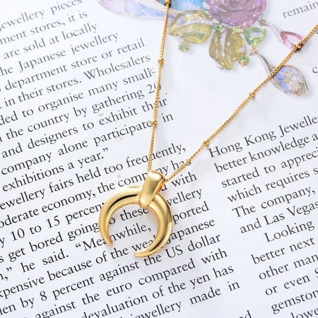 عقد هلال المساء البراق المطلية بالذهب من مجموعة نفيس هدايا مجوهرات هدية نسائية فاخرة