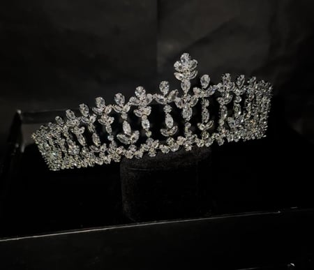 تاج ملكي 20670