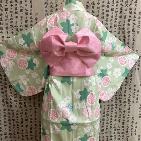 يوكاتا اخضر مع حزام فيونكة