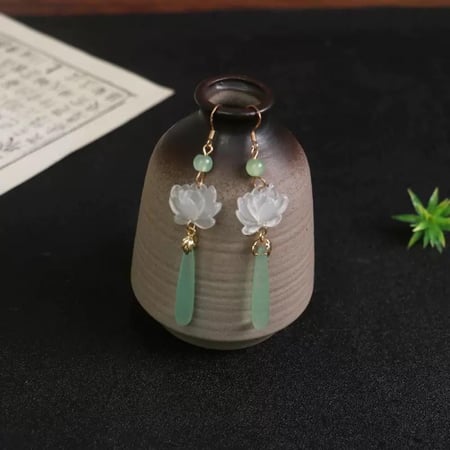 اقراط آسيوية