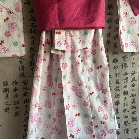 يوكاتا ياباني ابيض ورود اطفال