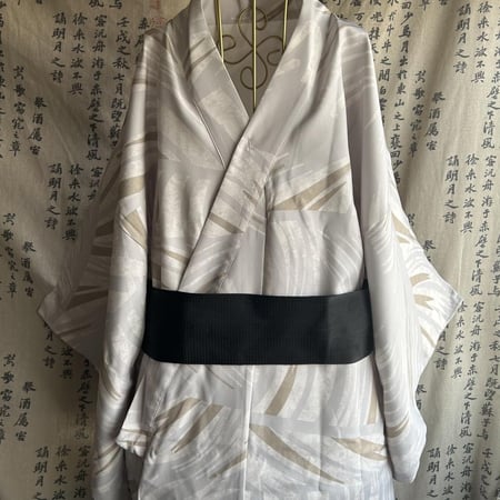 يوكاتا رجالي ابيض مع حزام