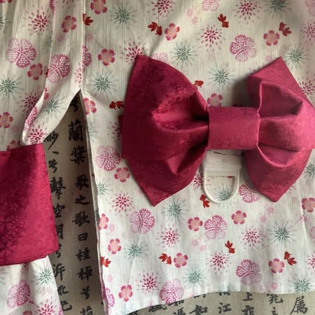 يوكاتا ياباني ابيض ورود اطفال