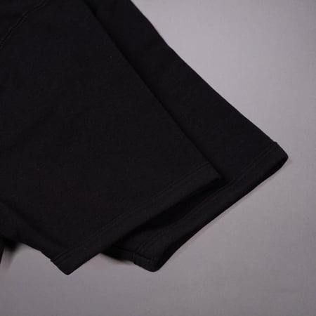 فنيلة شتوية سوداء