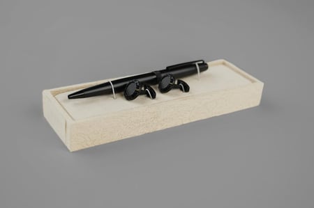 طقم قلم وكبك أسود