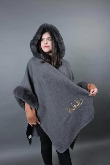 شال نسائي شتوي صوف مع قبعة