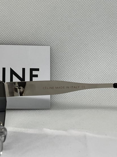 نظارة CELINE اطار فضي عدسه اسود ( سداسي )