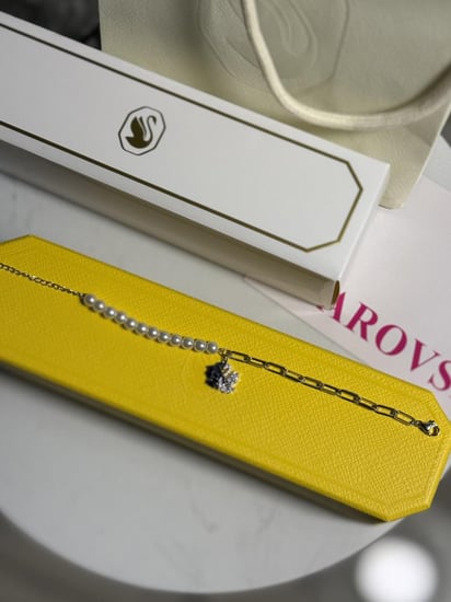 حلق + اسوارة + سلسال من SWAROVSKI