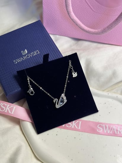 سلسال البطه فضي كريستالة - أزرق SWAROVSKI