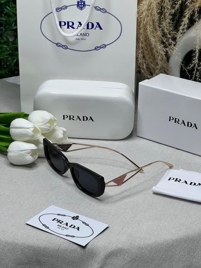نظارة PRADA  أطار ذهبي -وردي