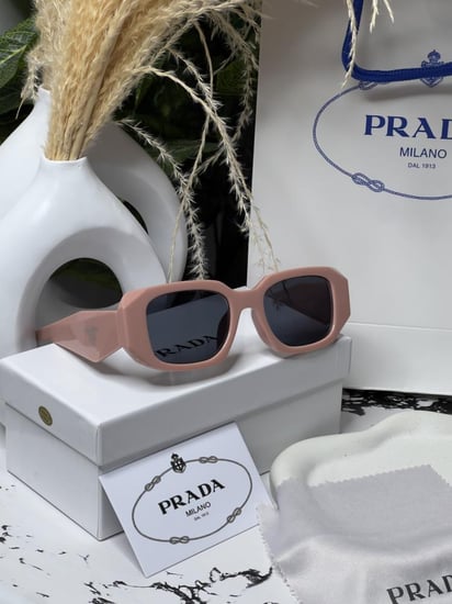 نظارة PRADA أطار _ وردي