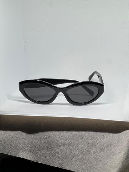 نظارة PRADA المشهورة
