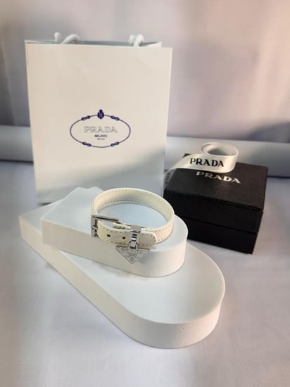 إسوارة Prada ملون