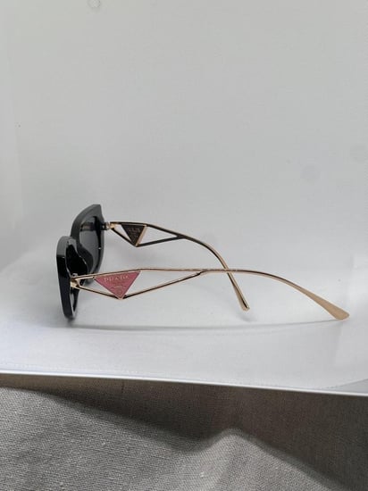 نظارة PRADA  أطار ذهبي -وردي