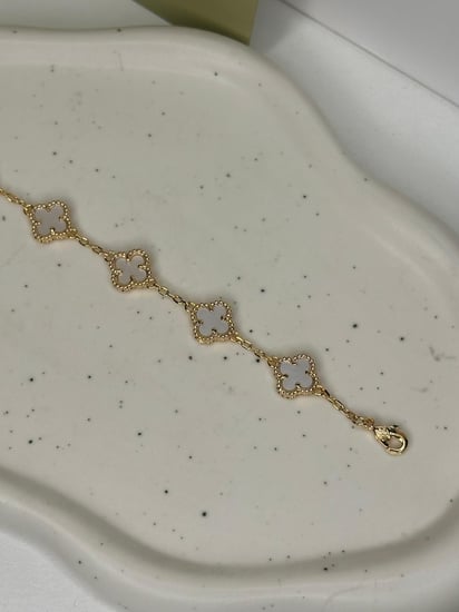 إسوارة Van cleef ذهبي -ابيض