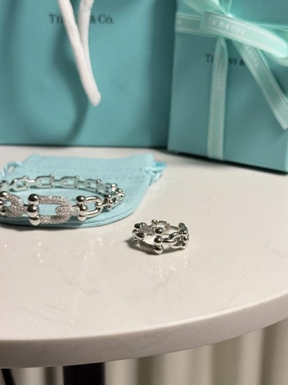 اسوارة  Tiffany فضي