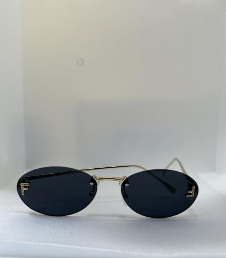 نظارة FENDI