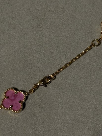 سلسال فان كليف 10 وردات - وردي مموج