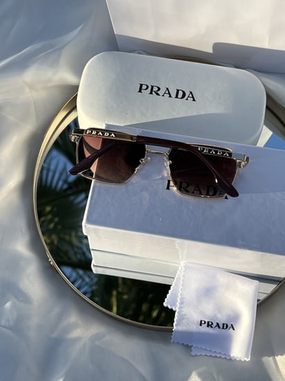 نظارة PRADA المشهورة