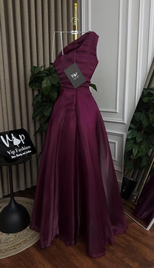 فستان رسيل الانيقه