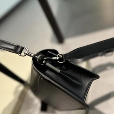 شنطه كوتش تابي اسود
