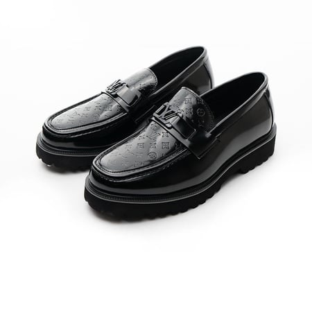 حذاء LV ايطالي خفيف الوزن 121