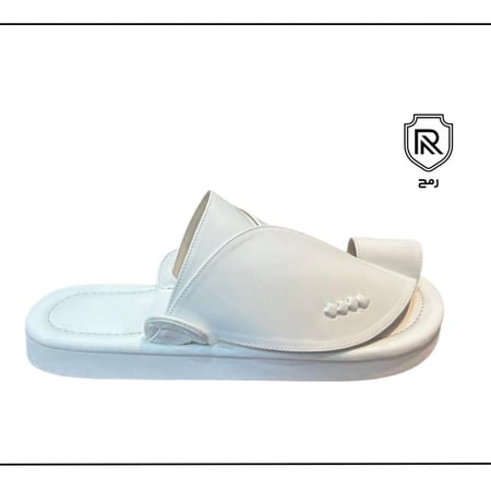 حذاء شرقي - ابيض مطفي