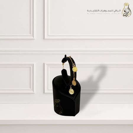 طقم عملات تقليدي