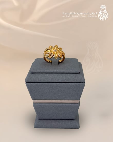 طقم الورود