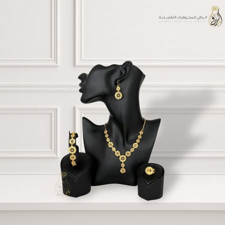 طقم بديل ذهب بتصميم أزهار