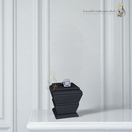 خاتم ألماسي مربّع فاخر