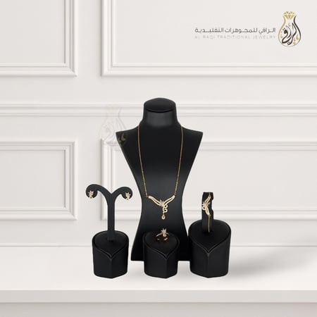 طقم أنوثة الزهر