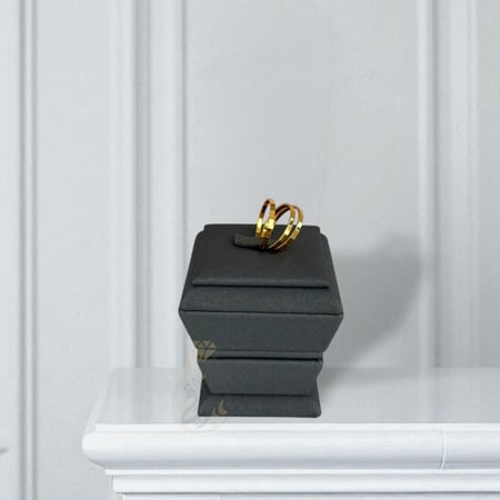 خاتم بتصميم متداخل أنيق