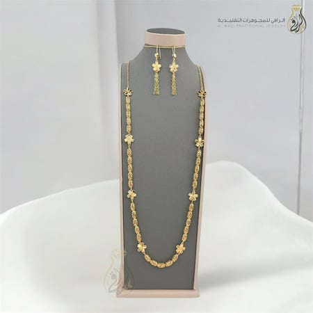 عقد بديل الذهب بتصميم تراثي مزخرف