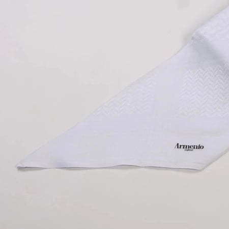 شماغ أرمينيو أبيض كلاسيك A-W4