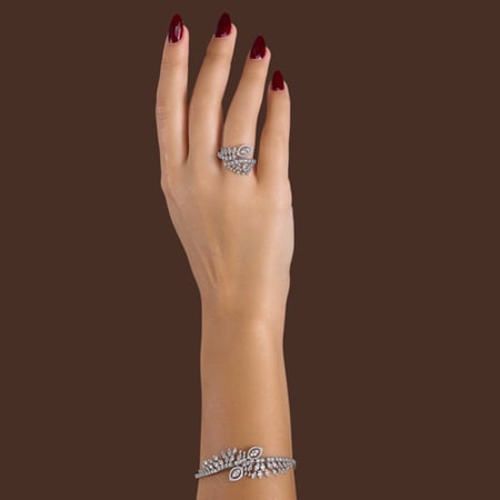 طقم ذهب ابيض و الماس