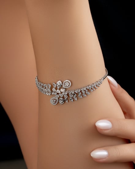 طقم ذهب ابيض و الماس