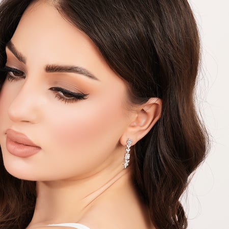 حلق ذهب ابيض والماس