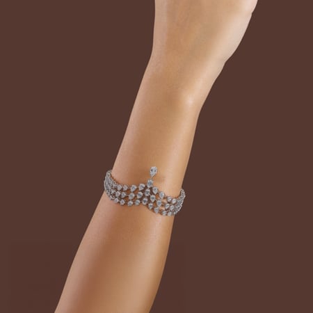 طقم ذهب ابيض و الماس عيار 18