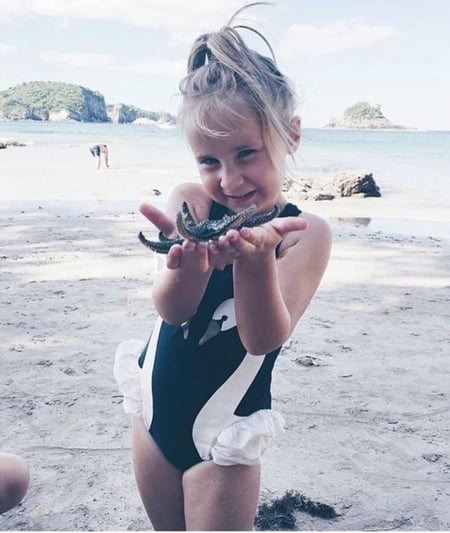 مايوه سباحة للأطفال