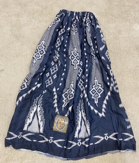 وزرة الروز ازرق