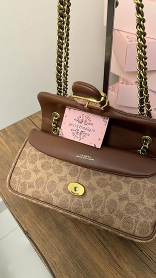 شنطة كتف كوتش مقاس كبير