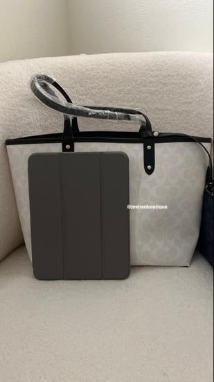 توت باق كوتش دبل فيس