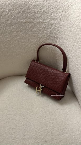 شنطة سي اتش مقاس صغير