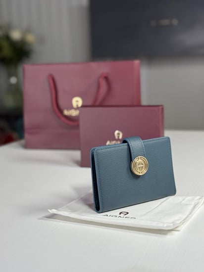 اجنر محفظة بطاقات ليلو LEELOO CARD CASE بلون باترول