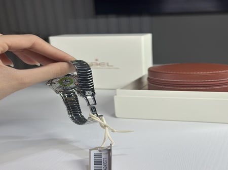 ساعة ايبل سبورت ستايل بنمطين ومينا مطلي ذهبebel sport two tone watch - فضي/ ذهبي